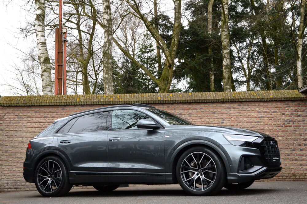 Audi Q8 55 TFSI E