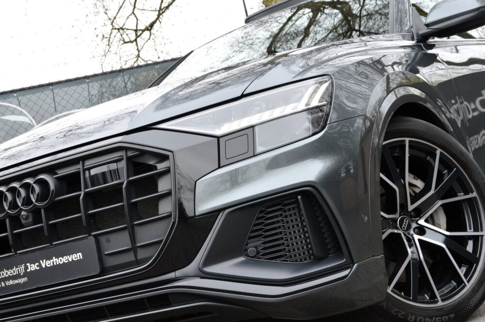 Audi Q8 55 TFSI E