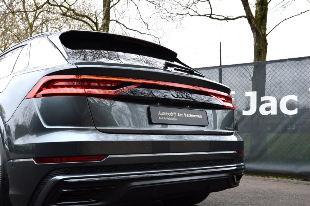 Audi Q8 55 TFSI E