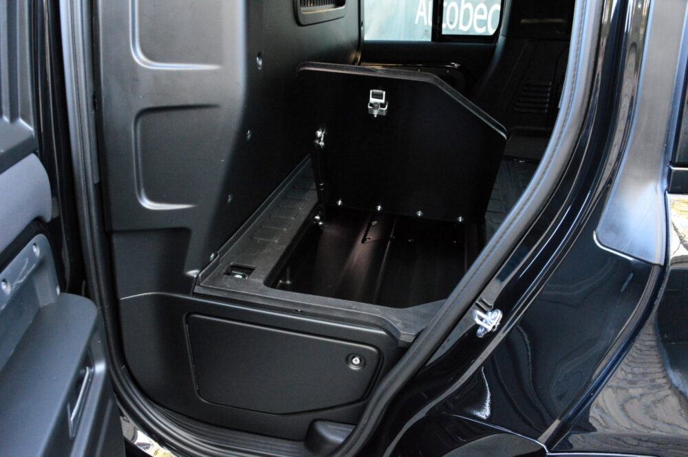 Land Rover Defender 3.0 D300