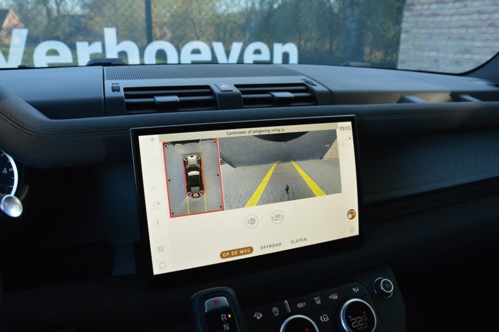 Land Rover Defender 3.0 D300