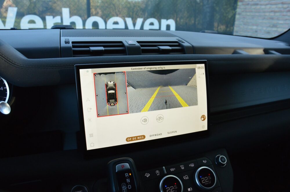 Land Rover Defender 3.0 D300