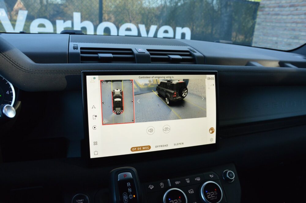 Land Rover Defender 3.0 D300