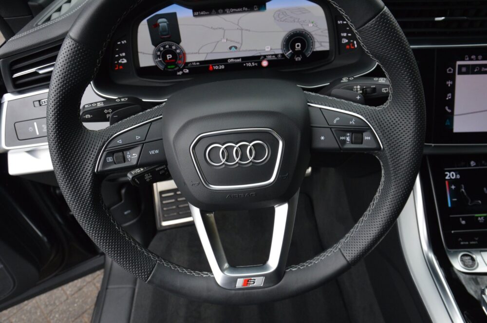 Audi Q8 55 TFSI e