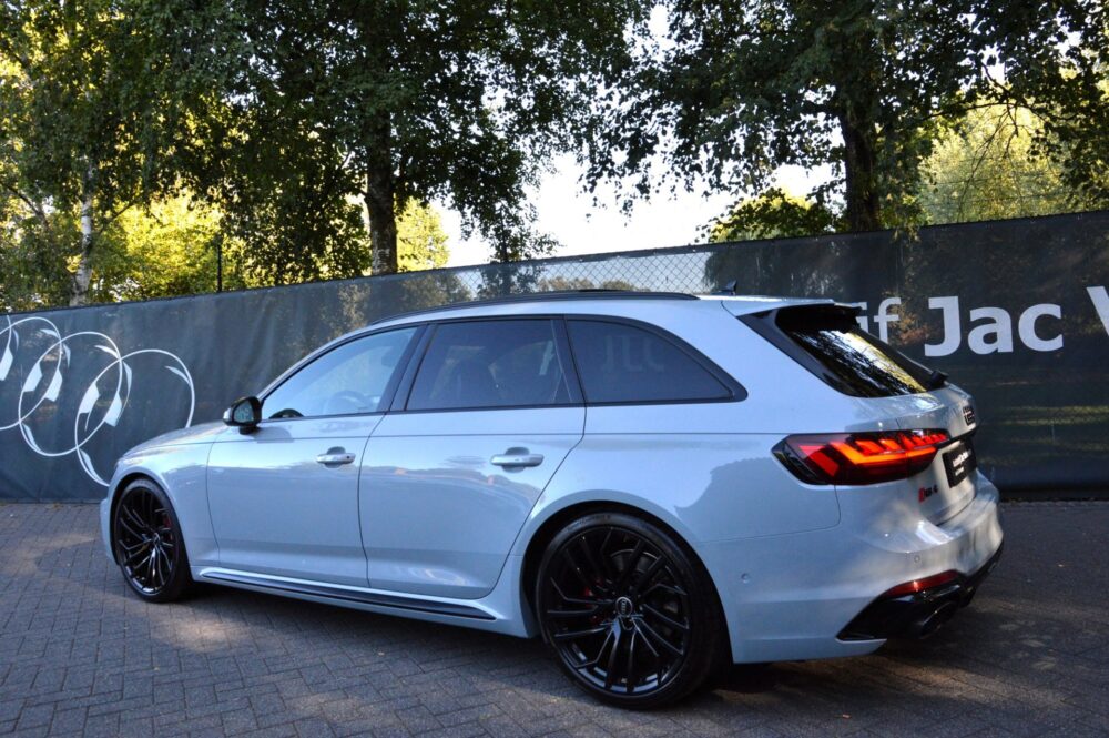 Audi RS4 Avant 2.9 TFSI