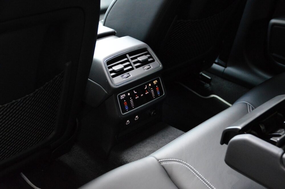 Audi A6 Avant 55 TFSI e