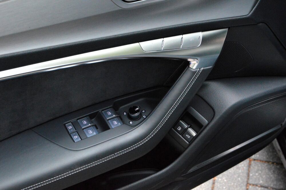 Audi A6 Avant 55 TFSI e