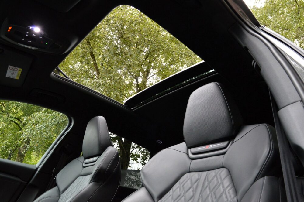 Audi SQ6 e-tron