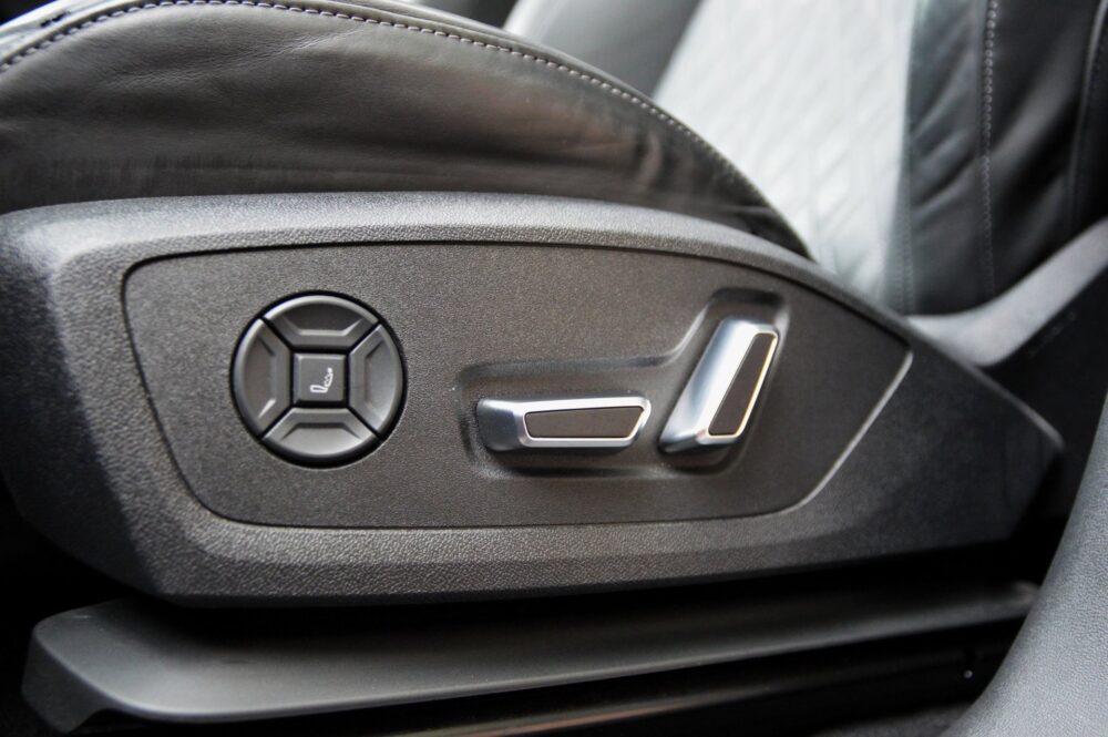 Audi SQ6 e-tron
