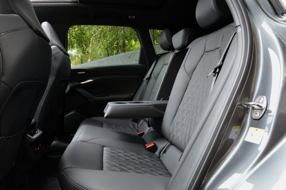 Audi SQ6 e-tron