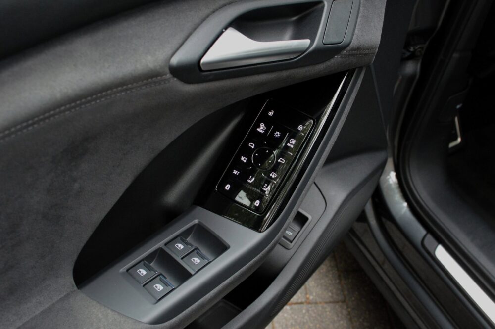 Audi SQ6 e-tron