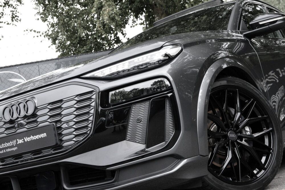 Audi SQ6 e-tron