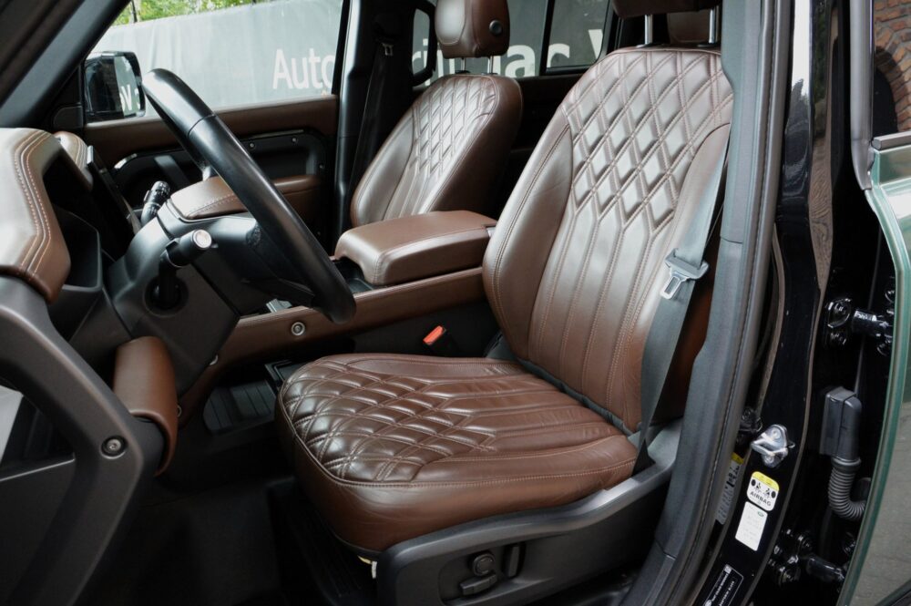 Land Rover Defender 110 P400e