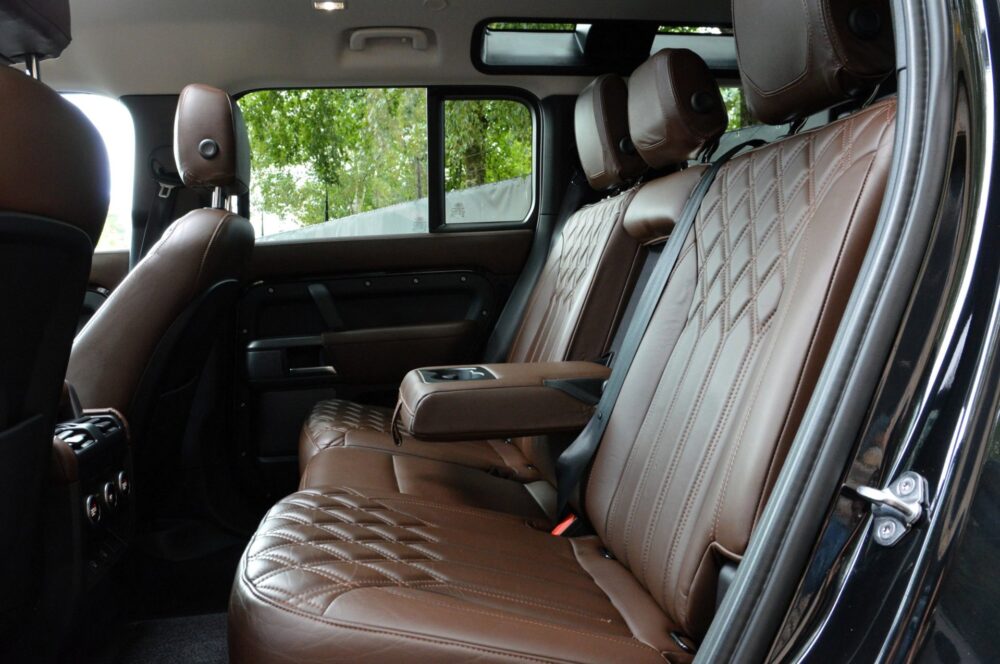 Land Rover Defender 110 P400e