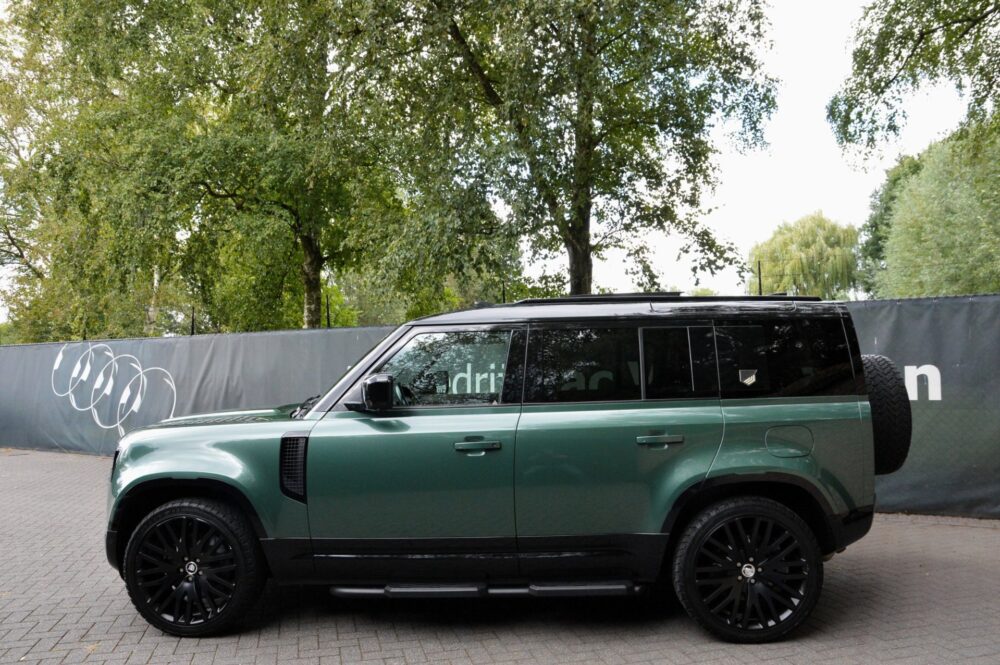 Land Rover Defender 110 P400e