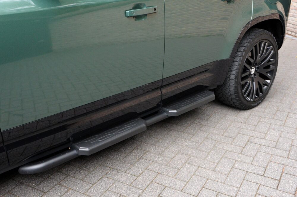 Land Rover Defender 110 P400e