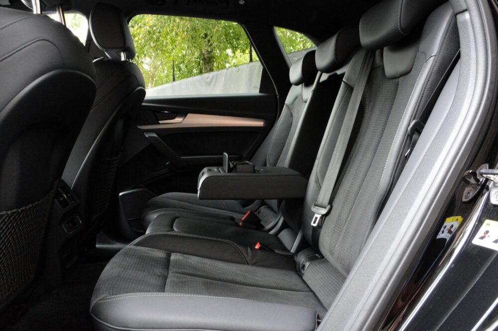 57084893-audi-q5-50-tfsi-e-2023