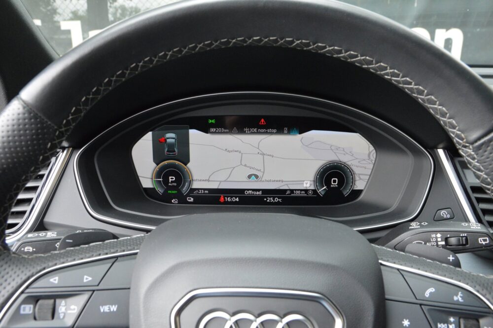 57084893-audi-q5-50-tfsi-e-2023