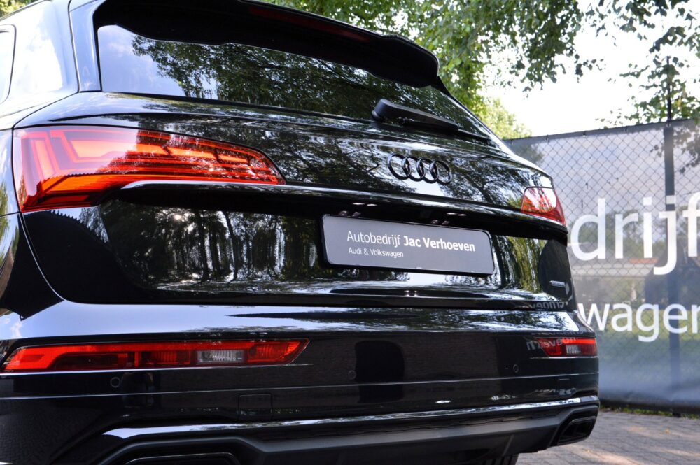 57084893-audi-q5-50-tfsi-e-2023