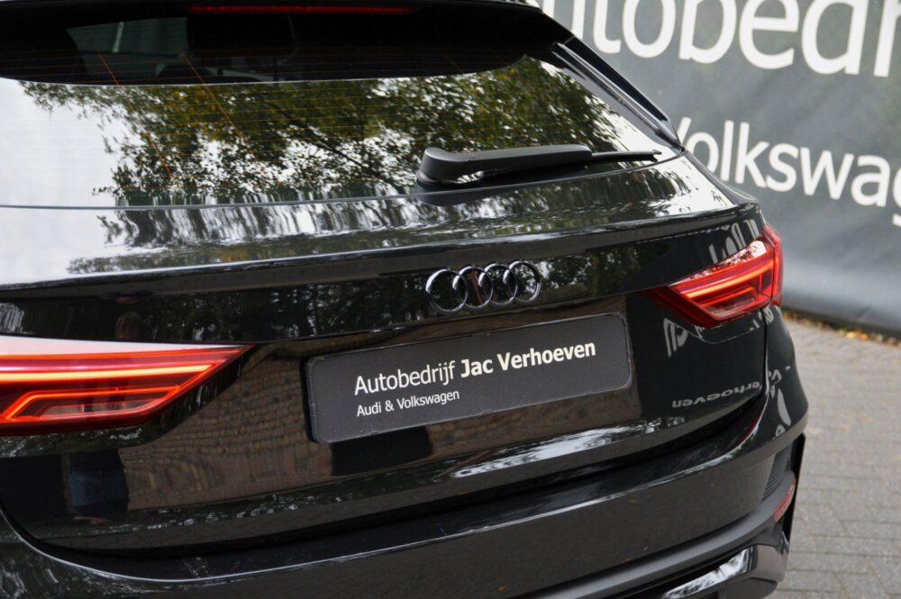 57087722-audi-q3-sportback-45-tfsi-e-2023