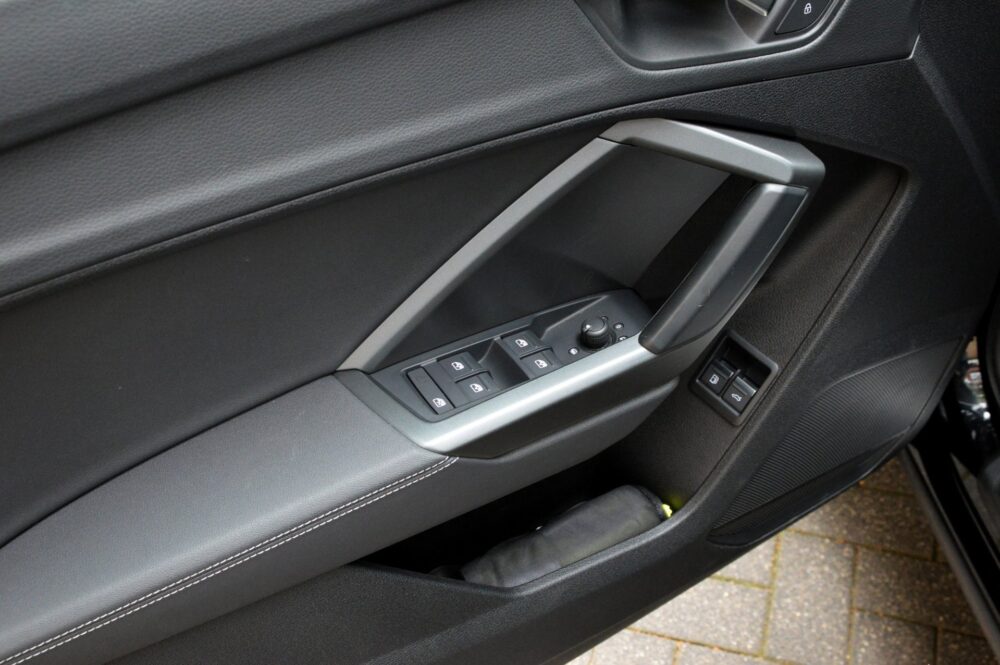 57087722-audi-q3-sportback-45-tfsi-e-2023