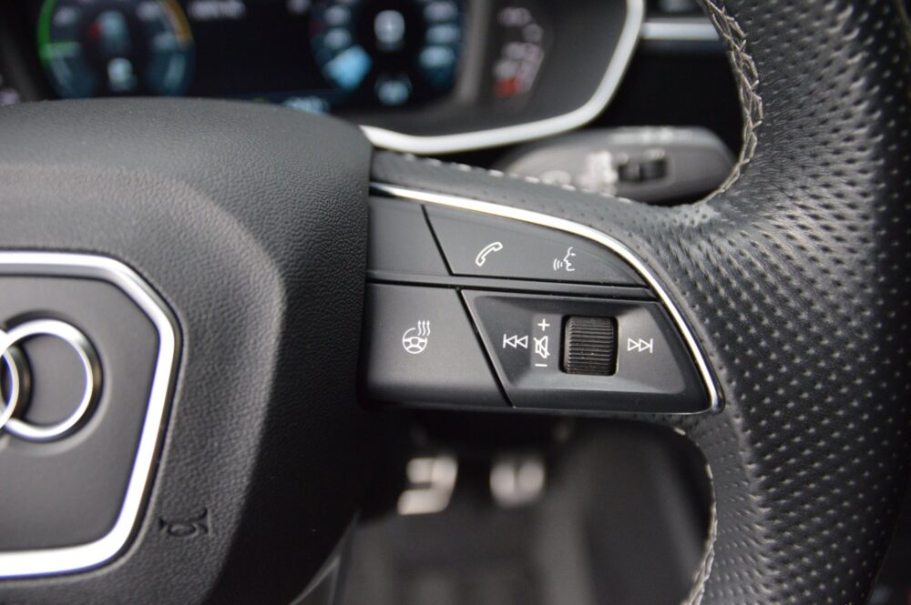 57087722-audi-q3-sportback-45-tfsi-e-2023