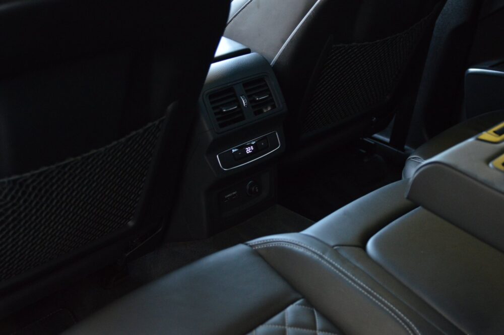 57228905-audi-q5-50-tfsi-e-2024