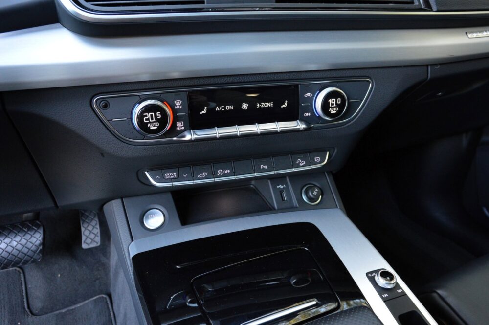 57228905-audi-q5-50-tfsi-e-2024