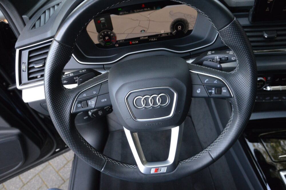 57446942-audi-q5-50-tfsi-e-2023