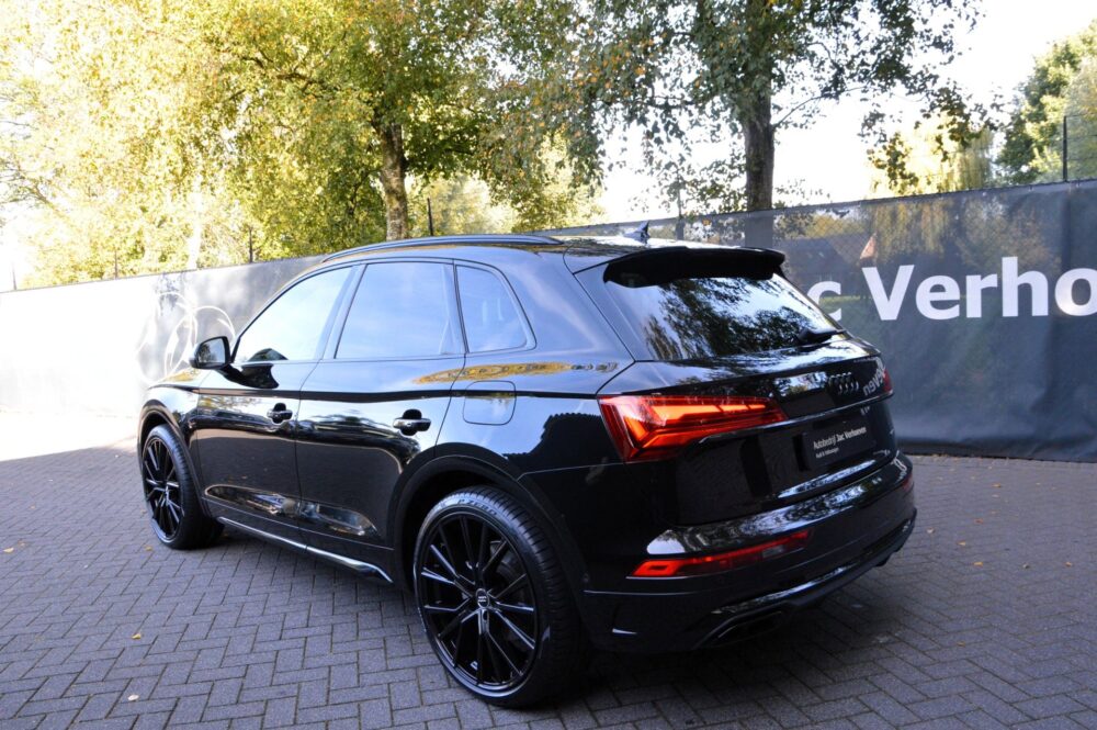 57446942-audi-q5-50-tfsi-e-2023
