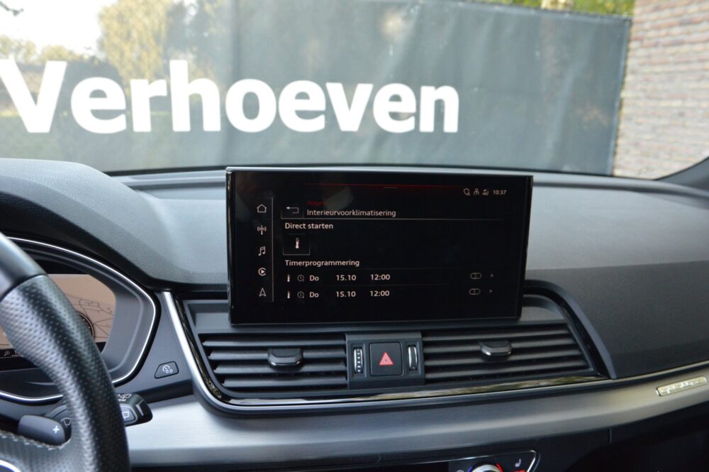 57446942-audi-q5-50-tfsi-e-2023