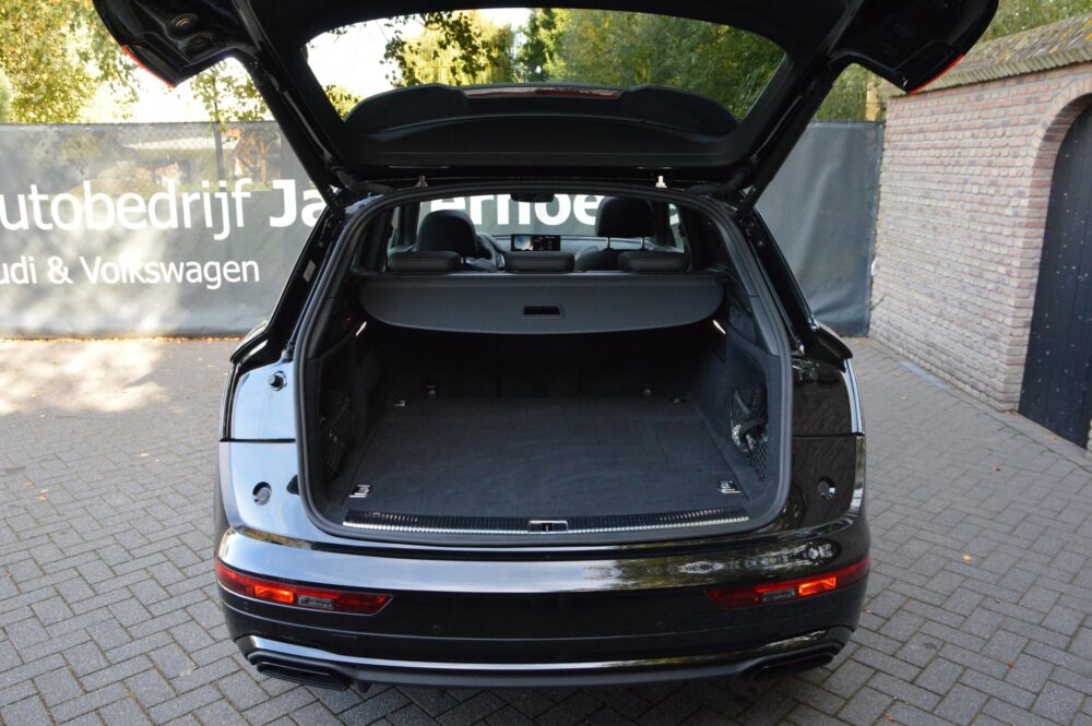57452551-audi-q5-55-tfsi-e-2023