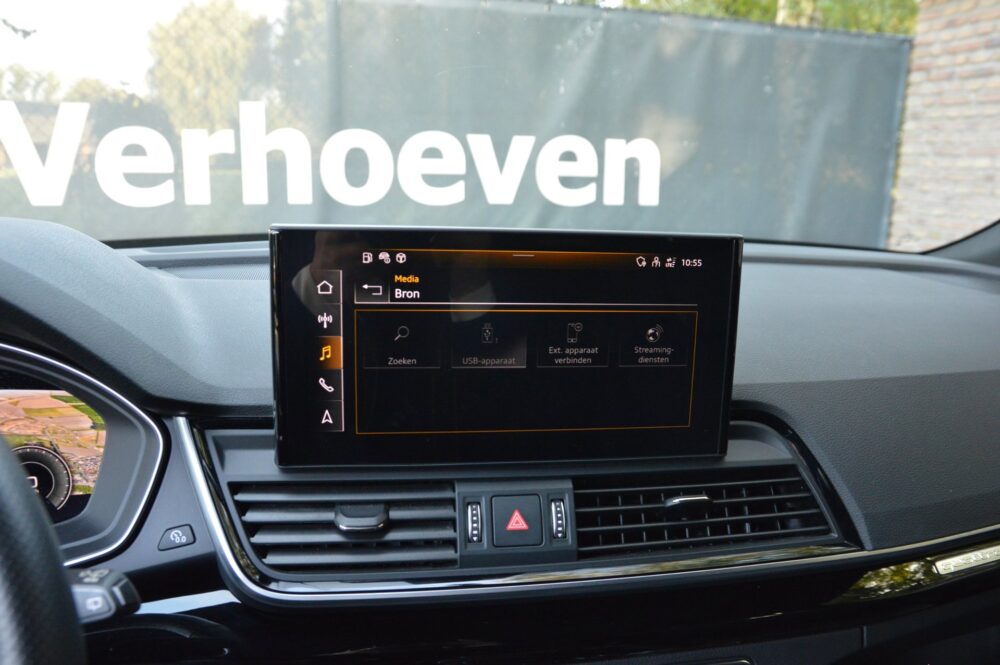 57452551-audi-q5-55-tfsi-e-2023