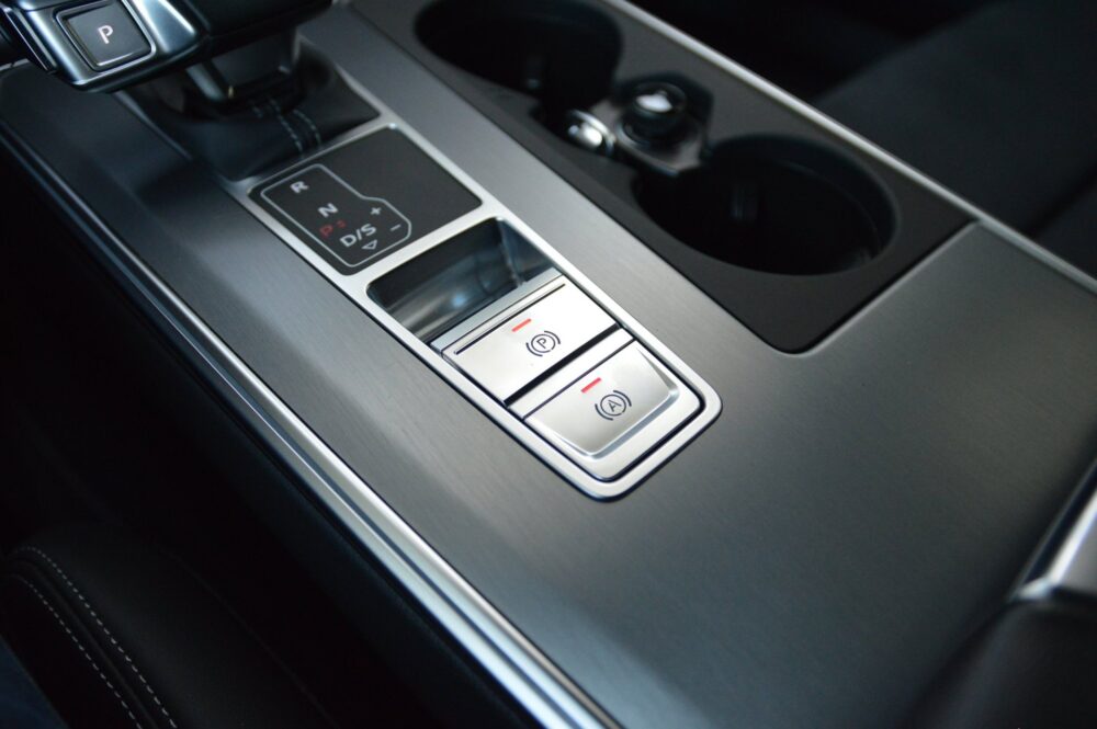 57531607-audi-a6-avant-55-tfsi-e-2024